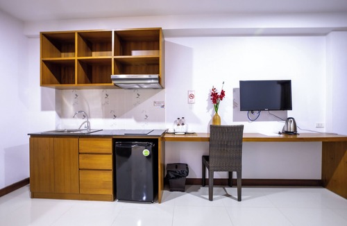 Chang Phueak Hotel | Huen Jao Ban Hotel