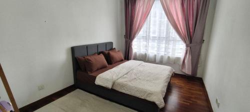 Shah Alam Apartment | I-City 2 Bedroom, Indoor Playground, 6 Bed #A1601