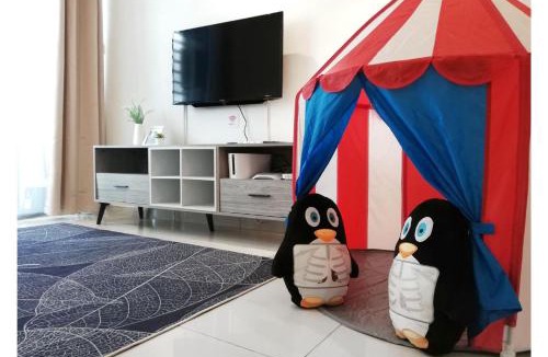 Shah Alam Apartment | I City Residence, 2 Bedroom 4-7 Pax unit, Walking to Theme n Water Park & Shopping Mall