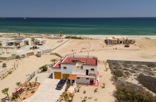 La Ribera House | "I have traveled the world and this is the best beach I have ever seen"