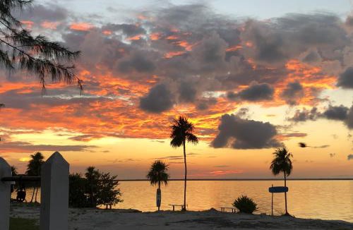 Colonia Salina Chica Hotel | Ikarus Costa Mujeres Eco Lodge Sunset View