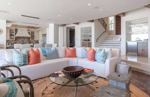 Palmilla Villa | Impeccably Remodeled Luxury Villa, just Steps from the Beach in Villas del Mar