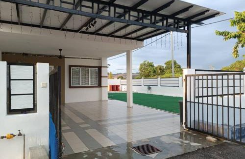 Batu Pahat House | IN HOMESTAY CORNER BATU PAHAT