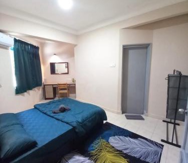 Bagan Pinang Apartment | Inap Desa Chempaka, Golden Straits Villa