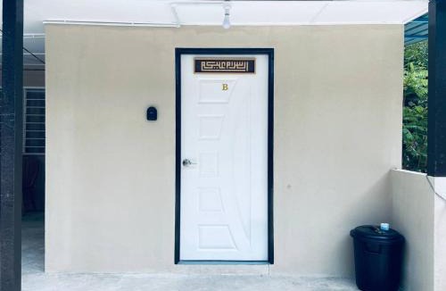 Sekinchan House | Inap Desa R'Sawit Pintu B