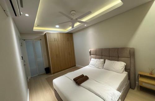 Kota Warisan Apartment | InapByDaddy's Near KLIA SIC Sepang 4BR Fully Aircond