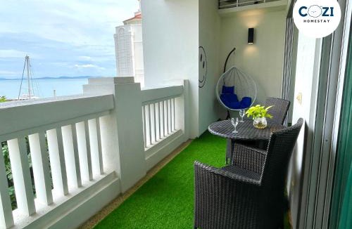 Seri Tanjung Pinang Apartment | Instagramable Luxury Suites for Couples or Families Straits Quay Penang Sea View Balcony Private Bathtub