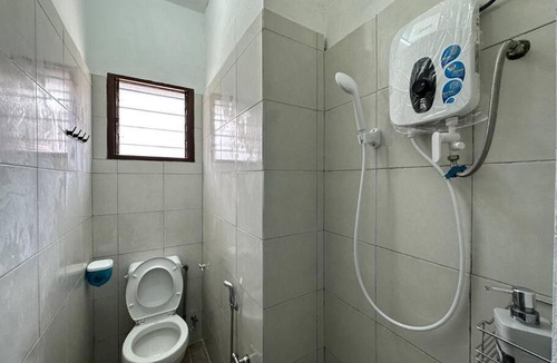 Simee House | Ipoh Canning Garden Simple House 4R3B 12pax SY19