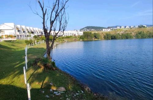 Ipoh House | Ipoh Lake View Cozy Home Big House