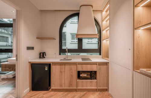 Lang Ha Hotel | iRest Atelier Hanoi Apartment & Hotel