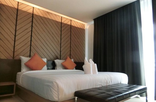 Cha-am Hotel | Irin Beach Cha - am