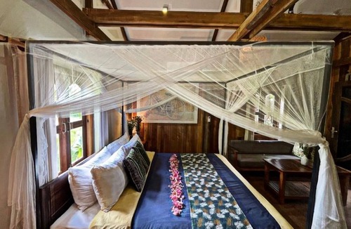 Sangkat Sla Kram Hotel | Isann Lodge