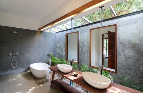 Koh Rong Sanloem Resort | Island Center Point