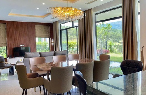 Luong Son Villa | Ivory Suny Villas 3 ngủ - Nơi chạm vào mây trời Hoà Bình