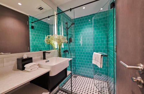 Imbi Hotel | J-Hotel by Dorsett