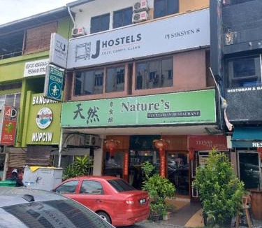 Petaling Jaya Hotel | J Hotel Petaling Jaya