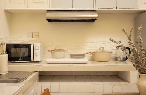 Quang An House | Jacuzzi house West Lake 3BR & Nice Balcony/Quiet
