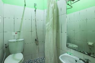 Menteng Hostel | Jambrut Inn