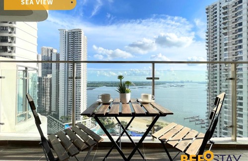 Central District Apartment | JB SeaView with Balcony Country Garden Danga Bay for 6 Pax