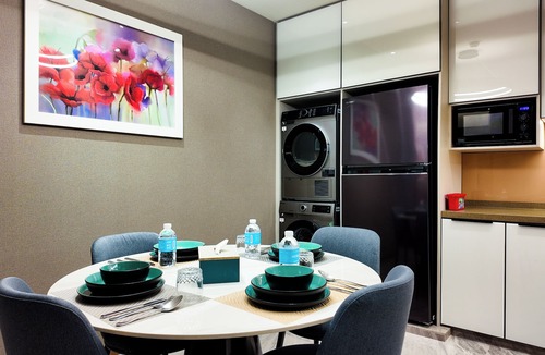 Golden Triangle Apartment | JD Home | Two Bedroom with Bathtub Facing Twin Tower View – Imperial Lexis KLCC