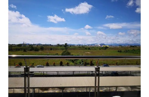Kuching House | Jeff and Ricky Homestay 33@Princeton Suite Airport