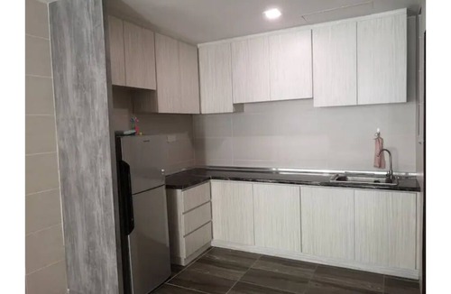 Tabuan Jaya Apartment | Jeff and Ricky Homestay 17 @ Vivacity Megamall