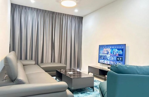 Kuching Apartment | Jeff & Ricky Homestay 77@ Armadale Residence