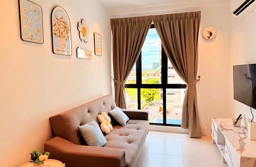Kuching Apartment | Jeff & Ricky Homestay 77@ Armadale Residence