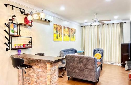 Pusat Komersil Lee Ling Apartment | Jeff & Ricky Homestay122 Matang Home Kuching