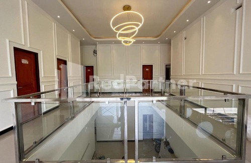 Pare Hotel | JENGGO Riverside Mitra RedDoorz near Kampung Inggris Pare