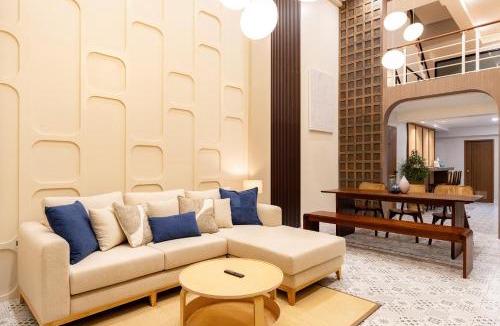 Old City House | Jetlin Home Old Town -3 mins to walking street , Mountain view
