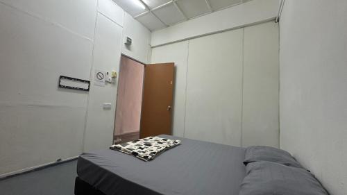 Ulu Tiram Hostel | Jiaxin Dormitory - Puteri Wangsa 家馨旅舍