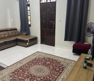 Tumpat House | Jiddah Homestay