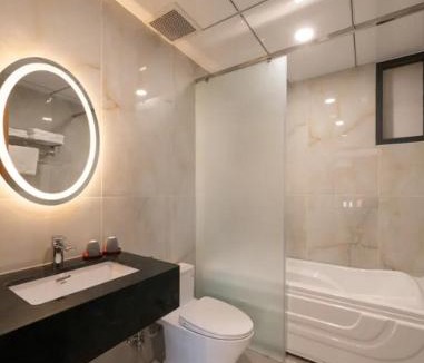 Downtown George Town Apartment | John Jefri Villa