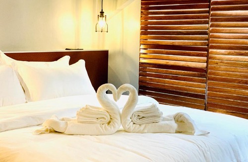 Tetek Hotel | JonkeRED Heritage Hotel