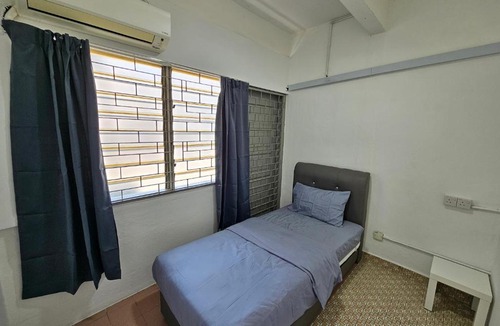 George Town House | JP Hostel