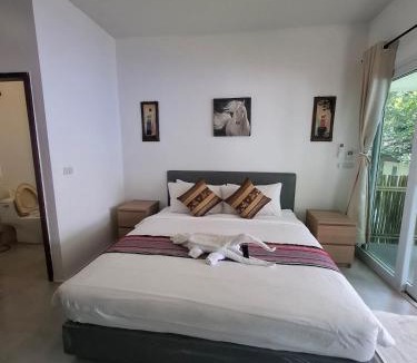 Ko Chang House | Jungle Breeze Bungalow 6, Fast WiFi, Quiet Retreat