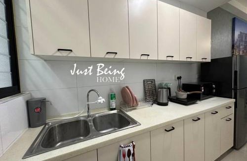 Puchong Apartment | Just Being Home 5pax 3BR/2BA 2Queen/1Single