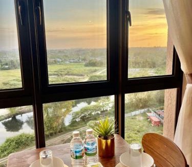 Penampang Apartment | K AVENUE SUNSET BALCONY 2QUEEN BEDS STUDIO ROOM near airport