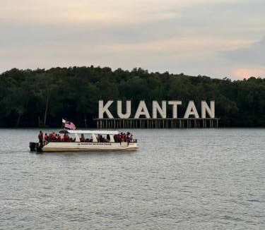 Kuantan Boat Rental | K188 River Cruise