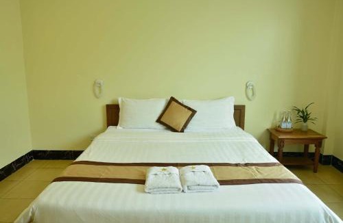 Chbar Mon Hotel | Kampong Speu City Hotel