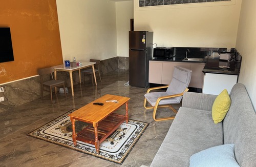Kampot Condo | Kampot 4 Private guest-suites with pool Very cozy, only 1.5 km to old town area