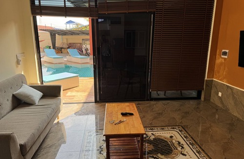 Kampot Condo | Kampot 4 Private guest-suites with pool Very cozy, only 1.5 km to old town area