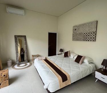 Ngaglik Hotel | Kanjeng Heritage Villa by Raminten
