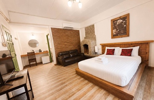 Chumphon Hotel | Kenikar Raintree Resort Chumphon