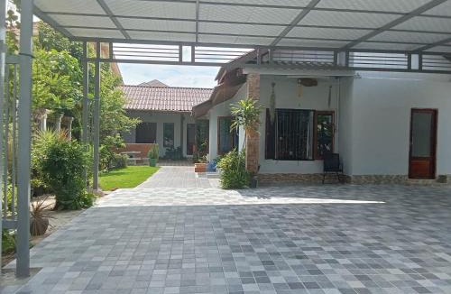 Vientiane House | KEZ Residence