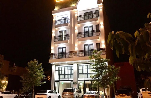 Phan Rang - Thap Cham Hotel | KHÁCH SẠN Biển Xanh