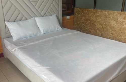 Dong Ha Hotel | Khách Sạn Hoàng Lan