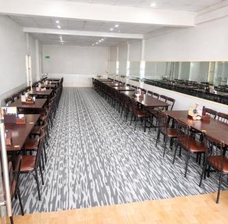 Gia Rai Hotel | Khách Sạn HP 68 BÁNH CANH TRẢNG BÀNG Quán Ăn