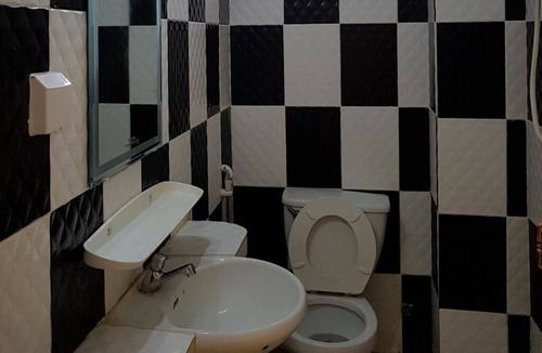 Downtown Siem Reap Bed & Breakfast | Smiley's Guesthouse : Twin Room (Airconditioning & Hot Water)